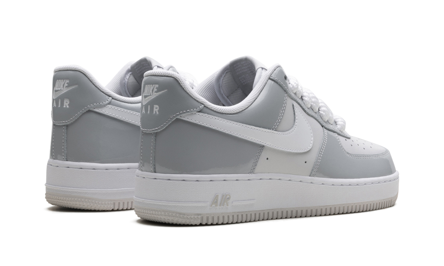 Air Force 1 Low '07 LV8  Wolf Grey Vast Grey