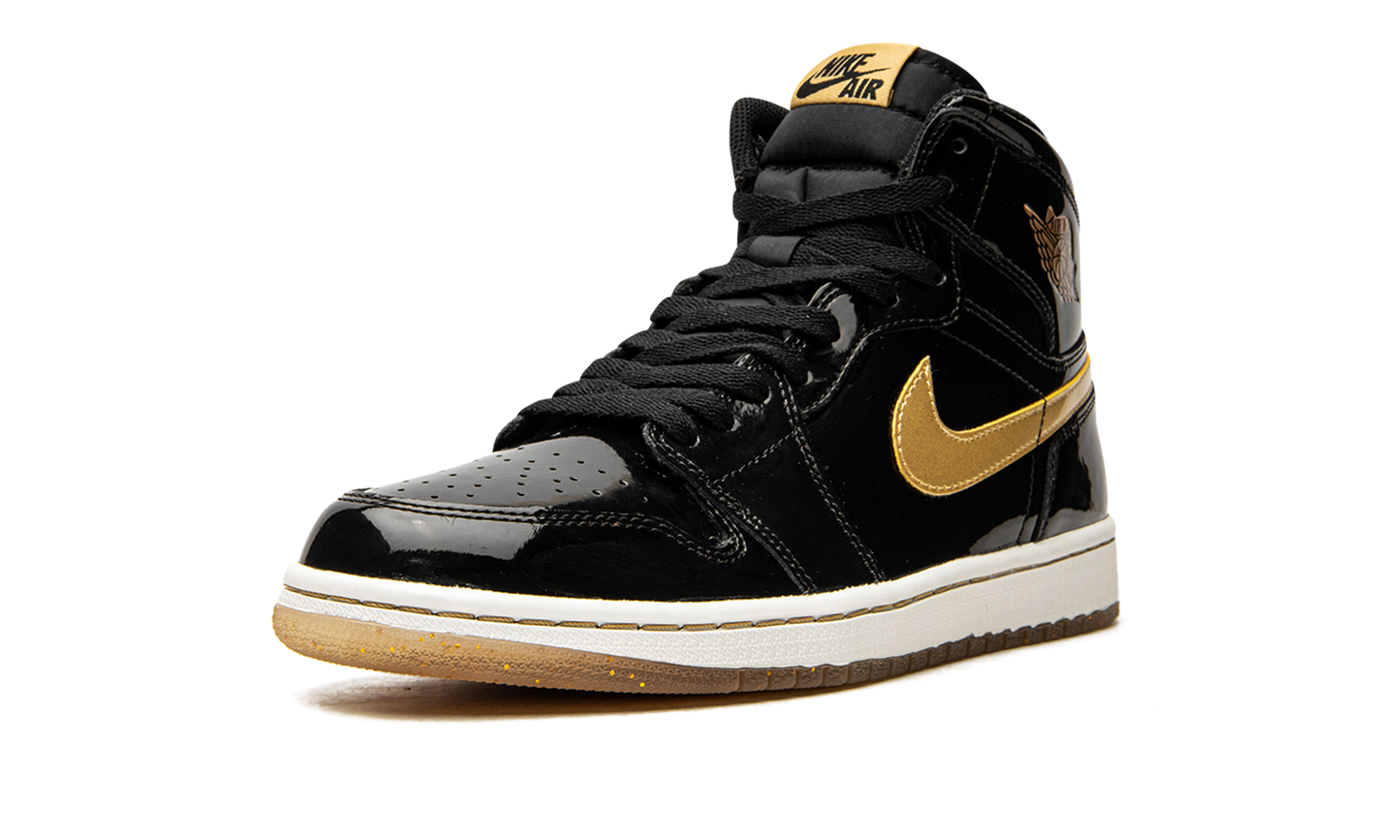 Air Jordan 1 Retro High OG  Black/Metallic Gold