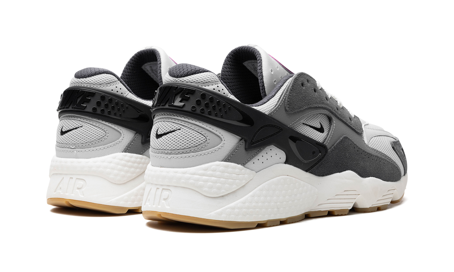 Nike Air Huarache Runner  Light Smoke Grey