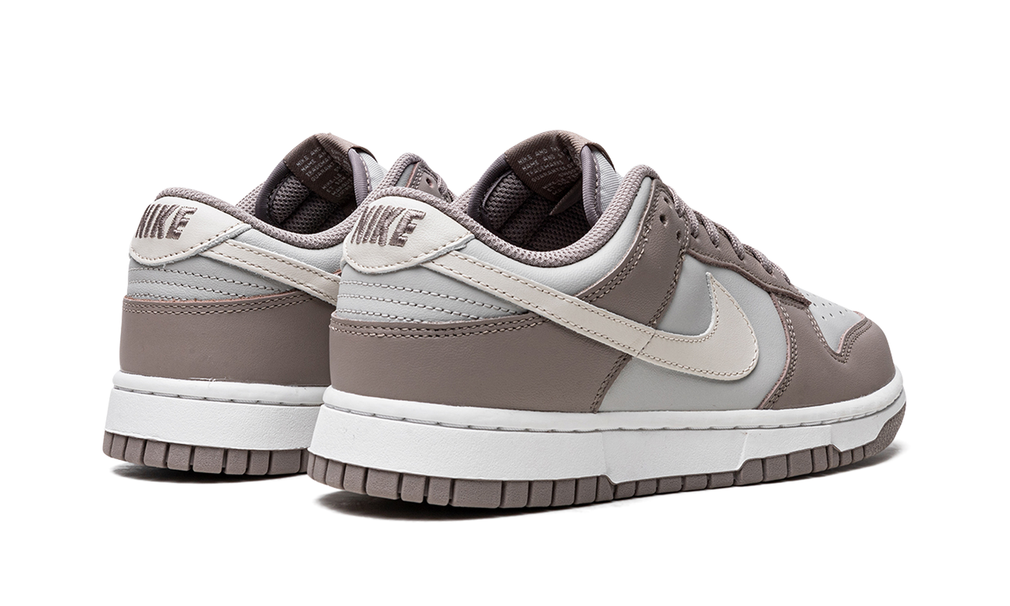 DUNK LOW WMNS  Moon Fossil