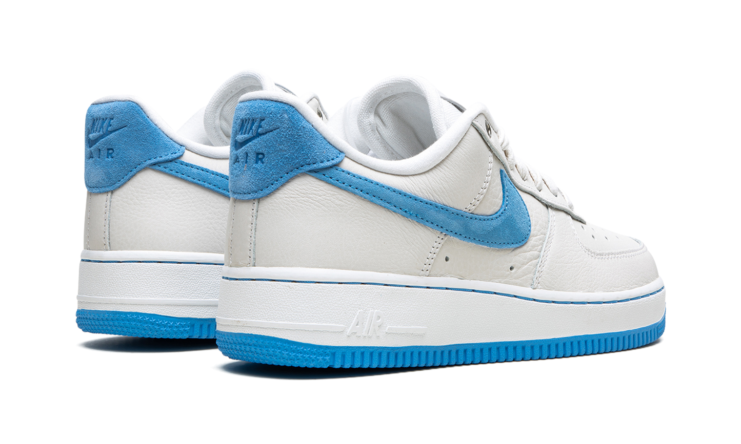 AIR FORCE 1 LO LXX MNS WMNS  University Blue
