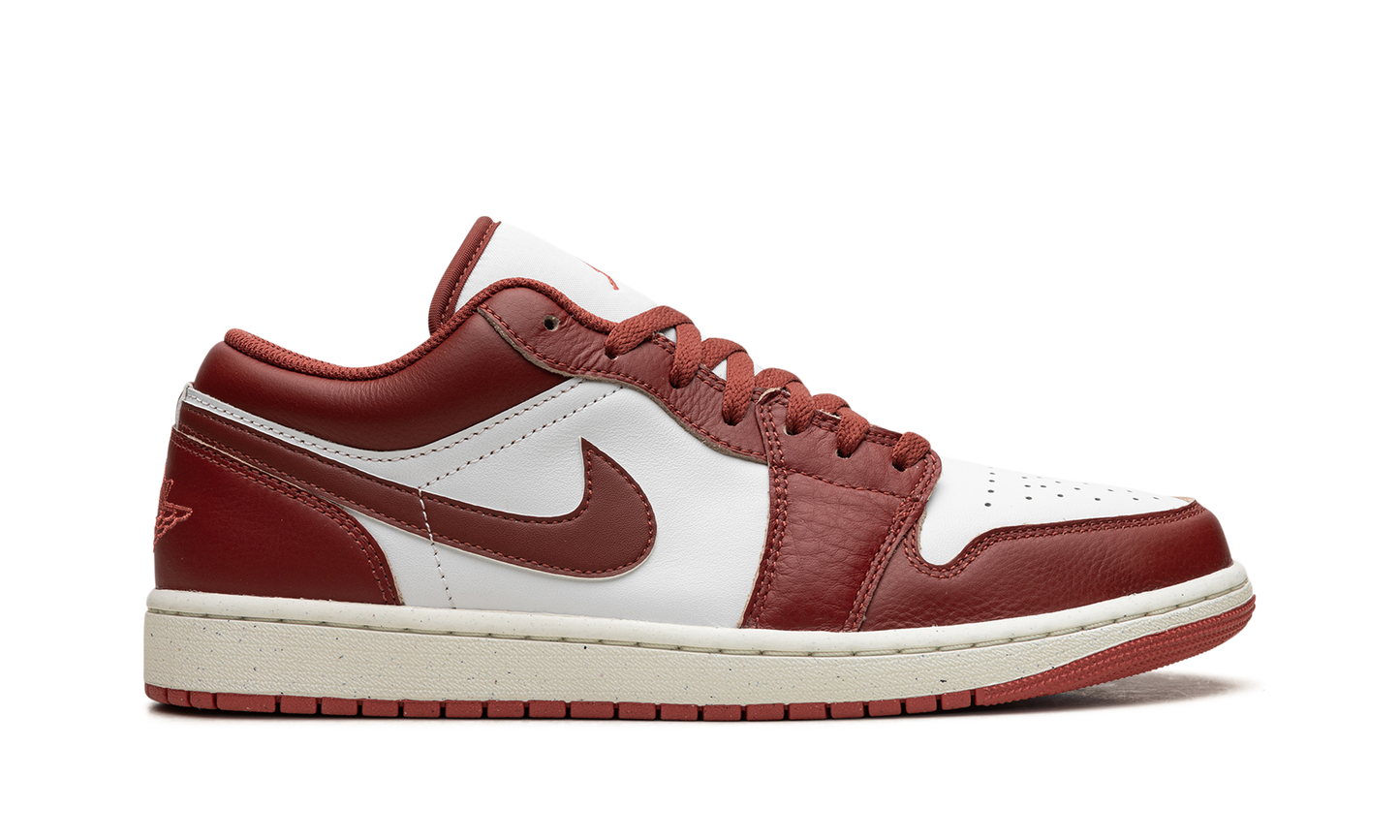 Air Jordan 1 Low SE  DUNE RED