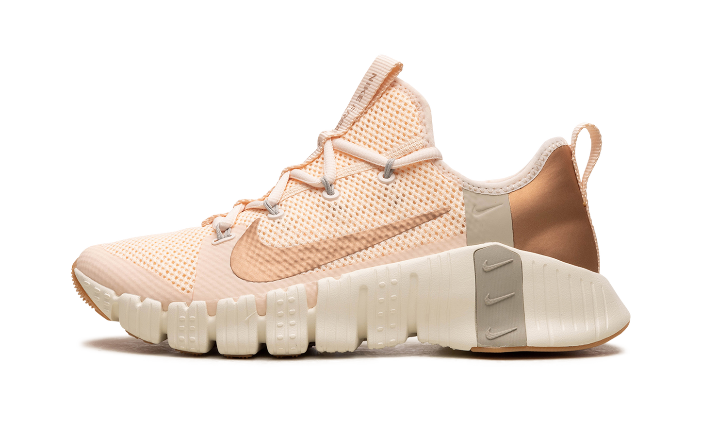 FREE METCON 3 WMNS  Guava Ice