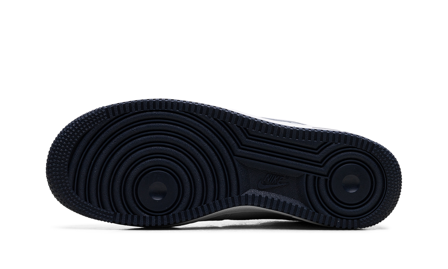 Air Force 1 Low '07 LV8  Photon Dust Obsidian